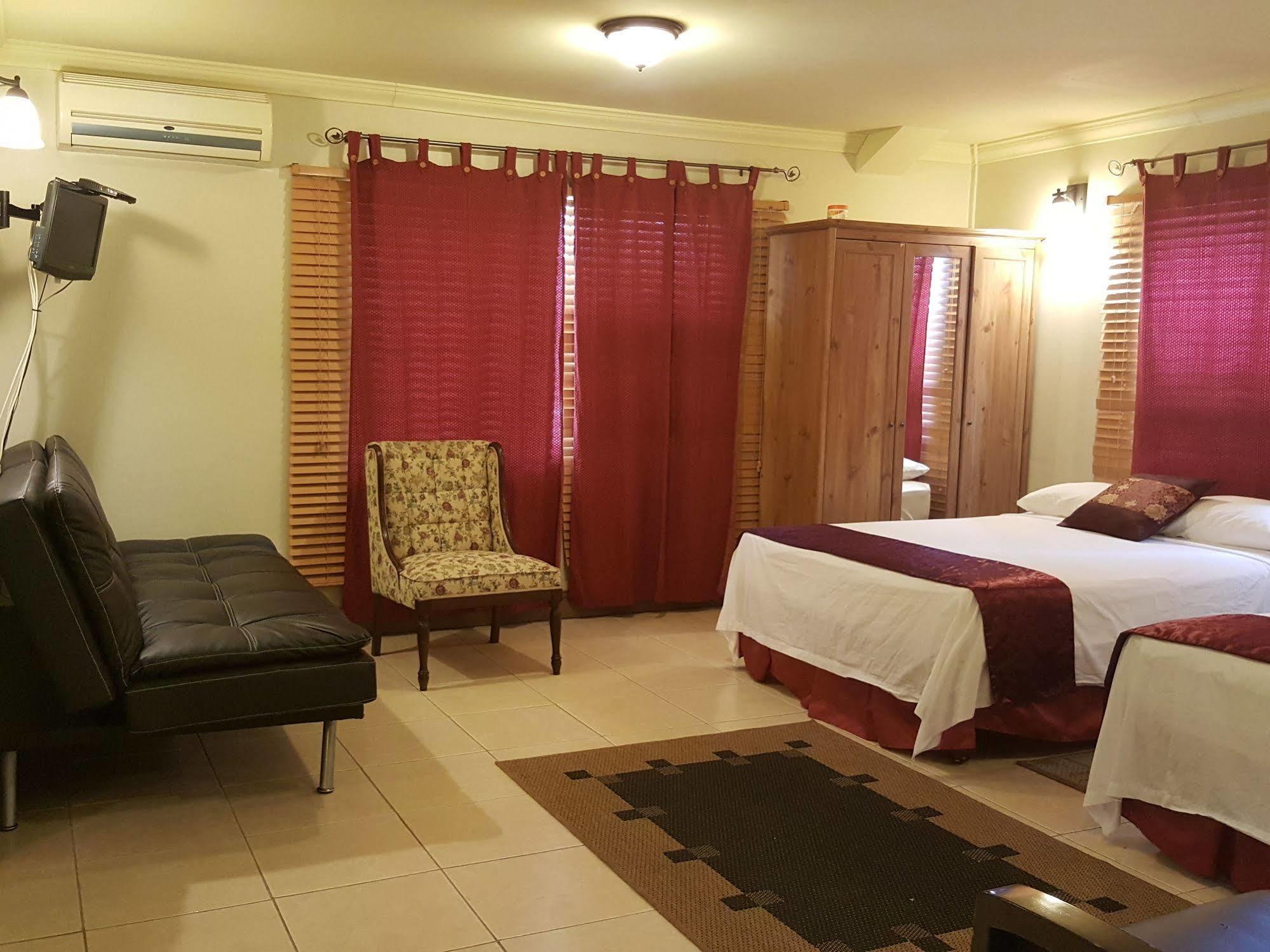 Savannah Maison Guest House Port of Spain Eksteriør billede